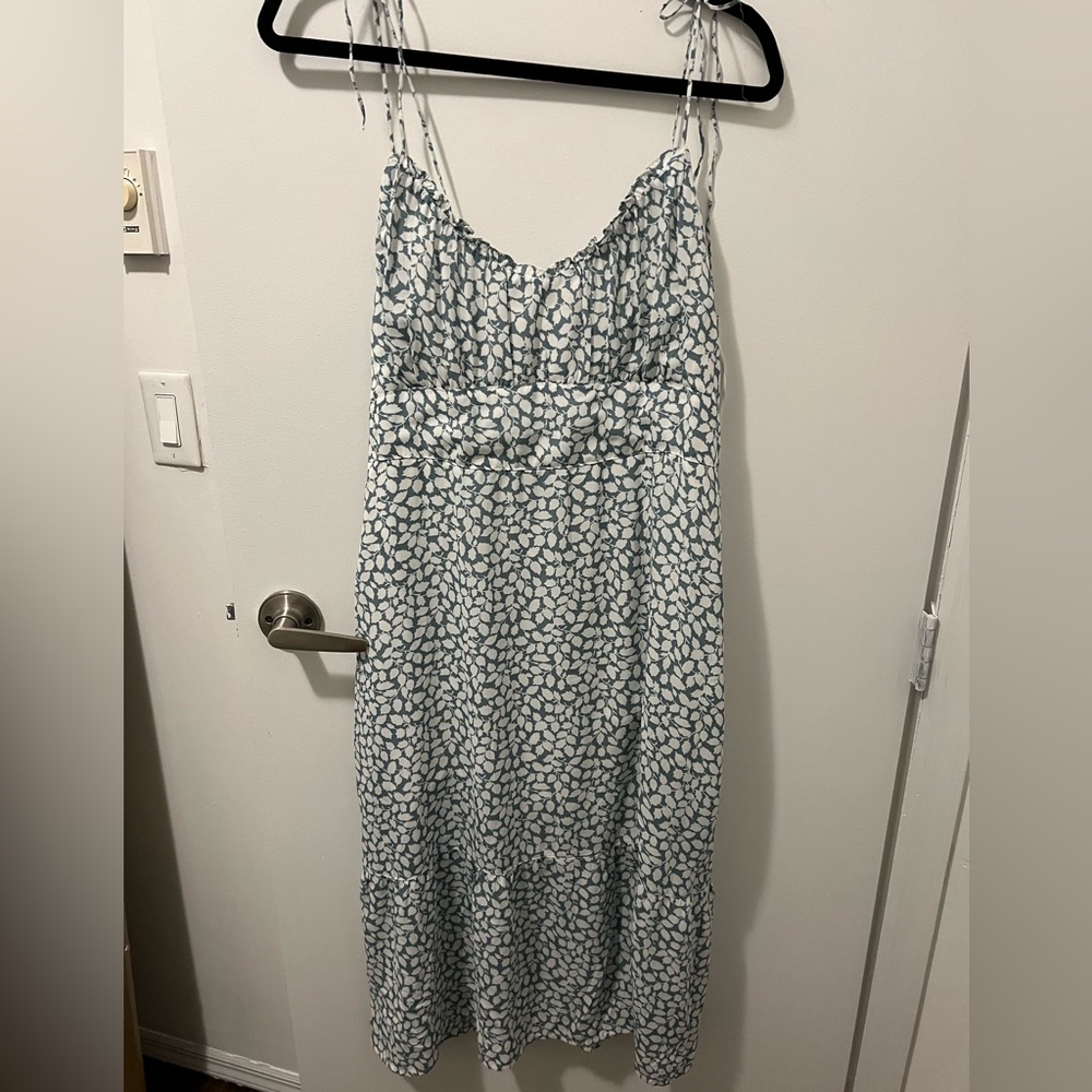 Abercrombie green midi dress